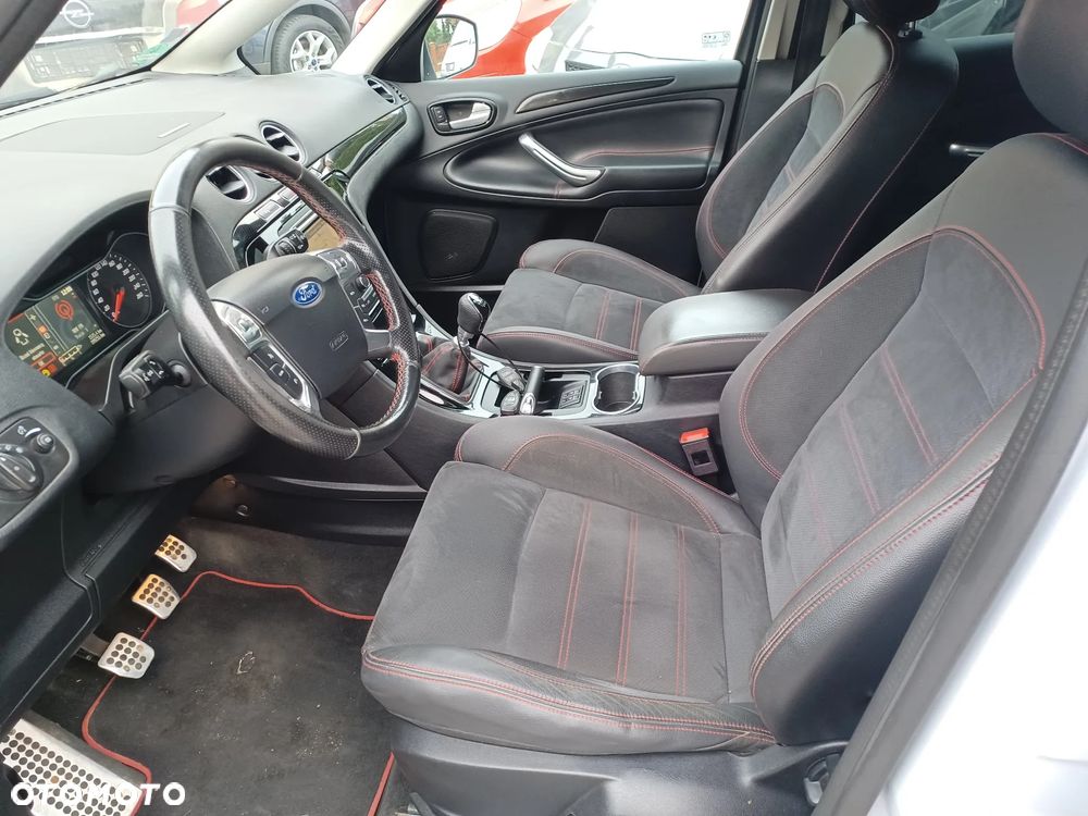 Ford S-Max 2.0 TDCi DPF Titanium X - 19
