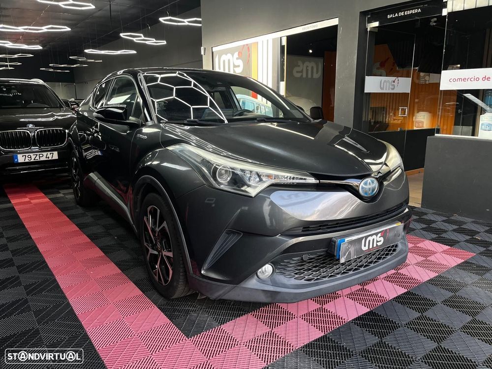 Toyota C-HR 1.8 Hybrid Square Collection - 2