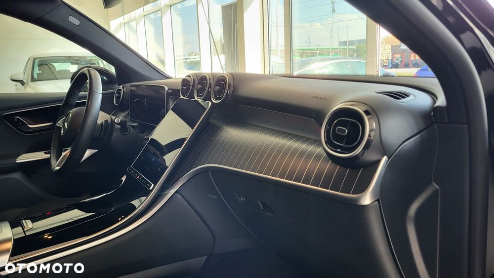 Mercedes-Benz GLC - 13