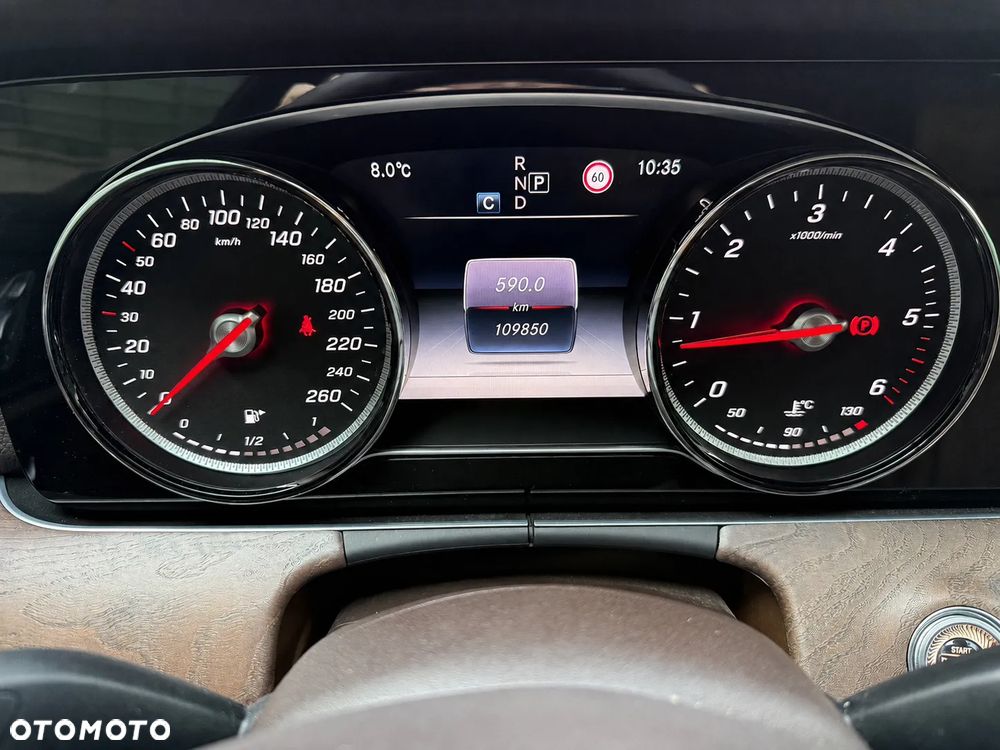 Mercedes-Benz Klasa E 220 d 4Matic 9G-TRONIC Exclusive - 18