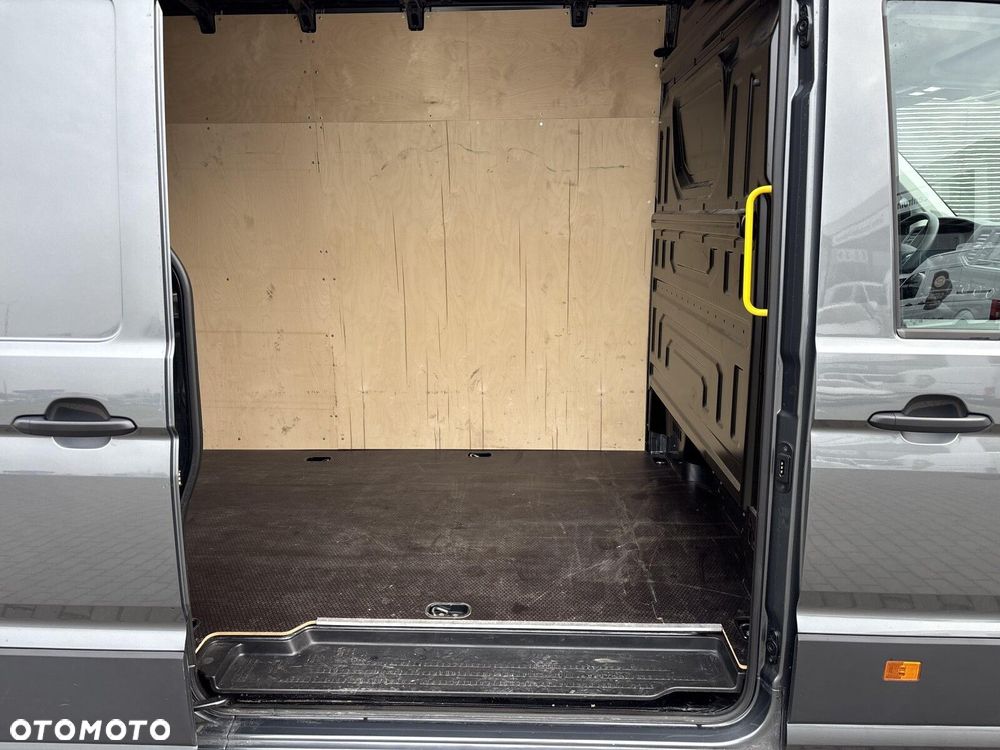 Volkswagen Crafter Furgon 4490 - 30
