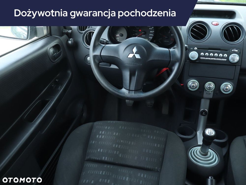 Mitsubishi Colt - 9
