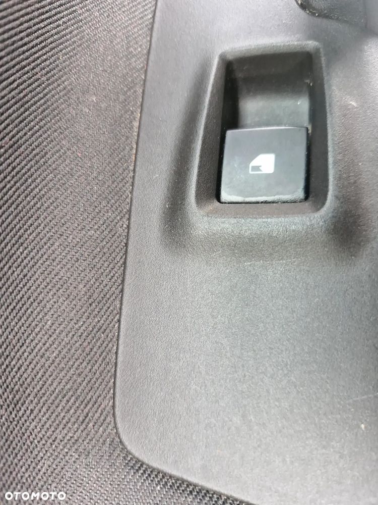 Opel Meriva - 25