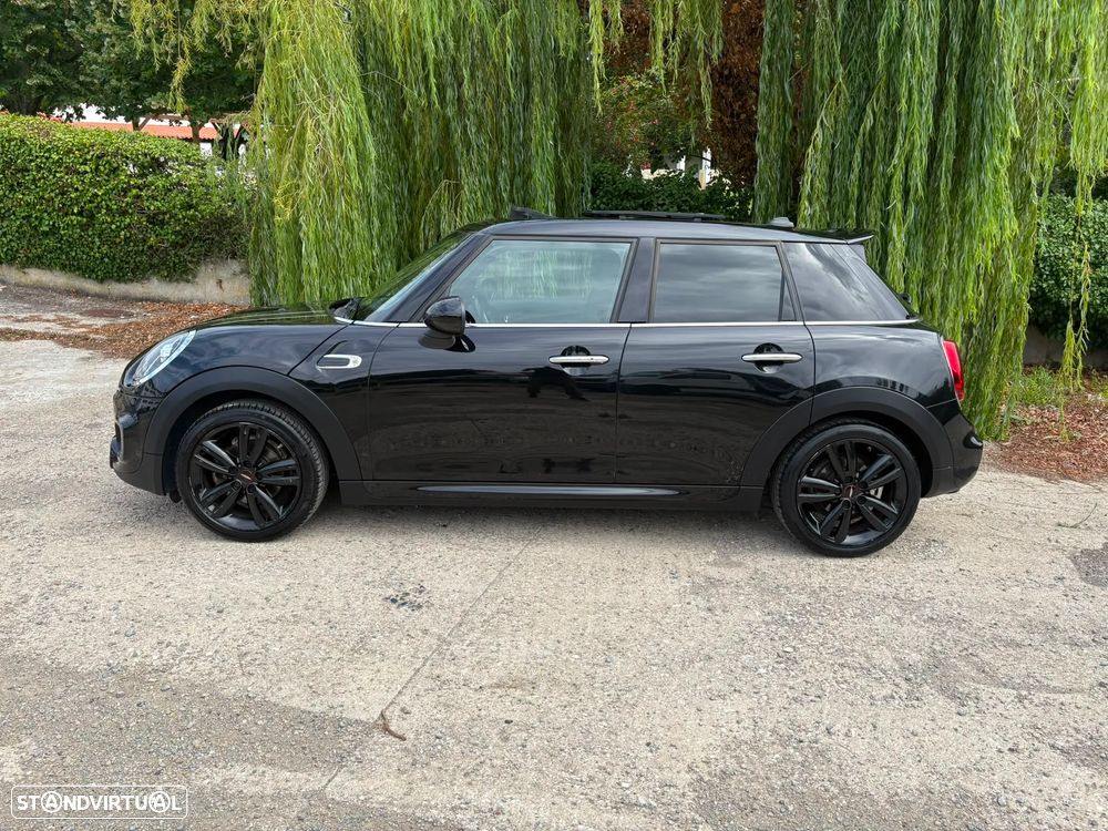 MINI 5 Portas Cooper D Aut. - 5
