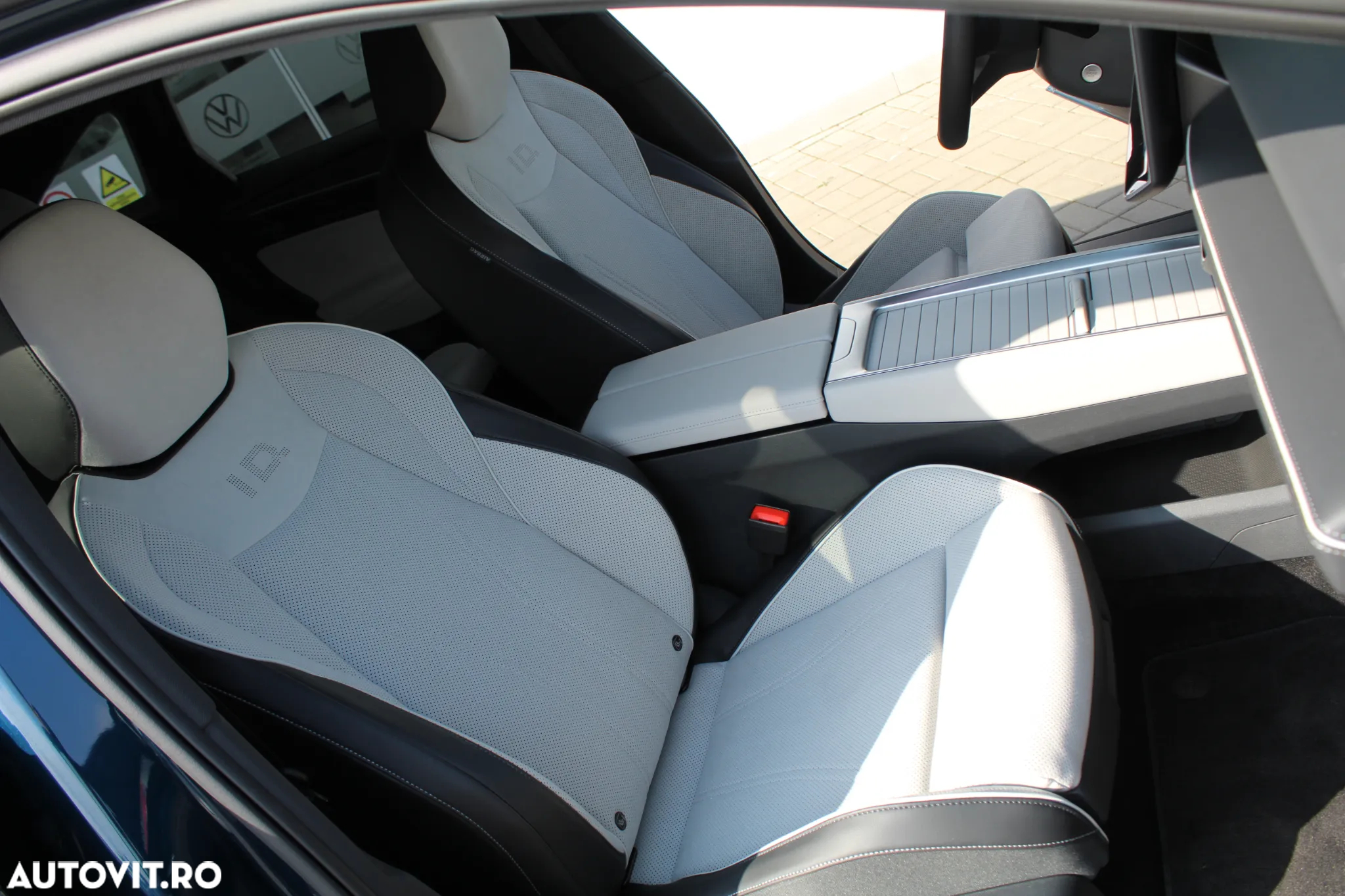 Volkswagen ID.7 77 kWh Pro - 23