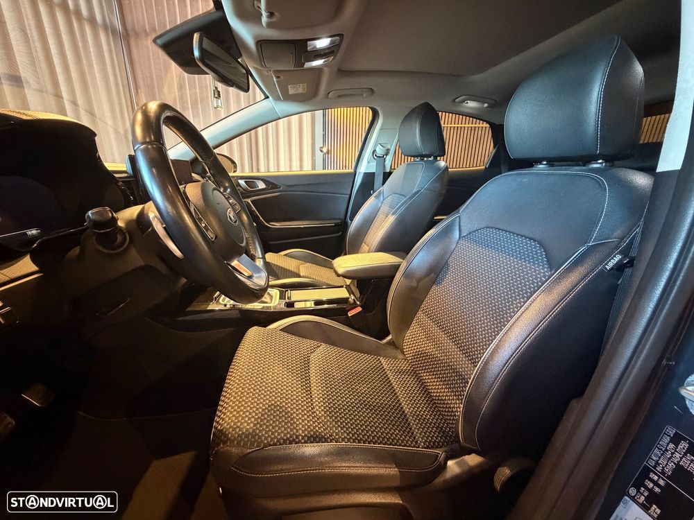 Kia XCeed 1.6 GDi PHEV First Edition - 19