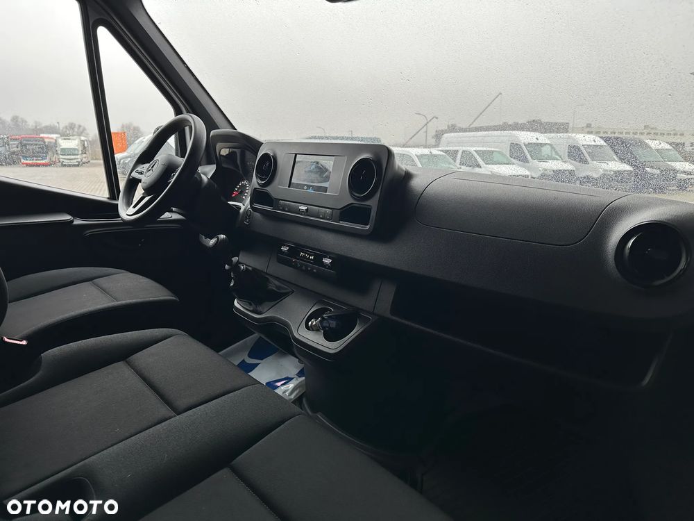 Mercedes-Benz Sprinter 315 Furgon - 12