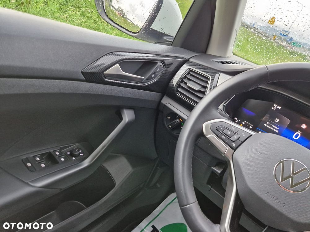 Volkswagen T-Cross - 15