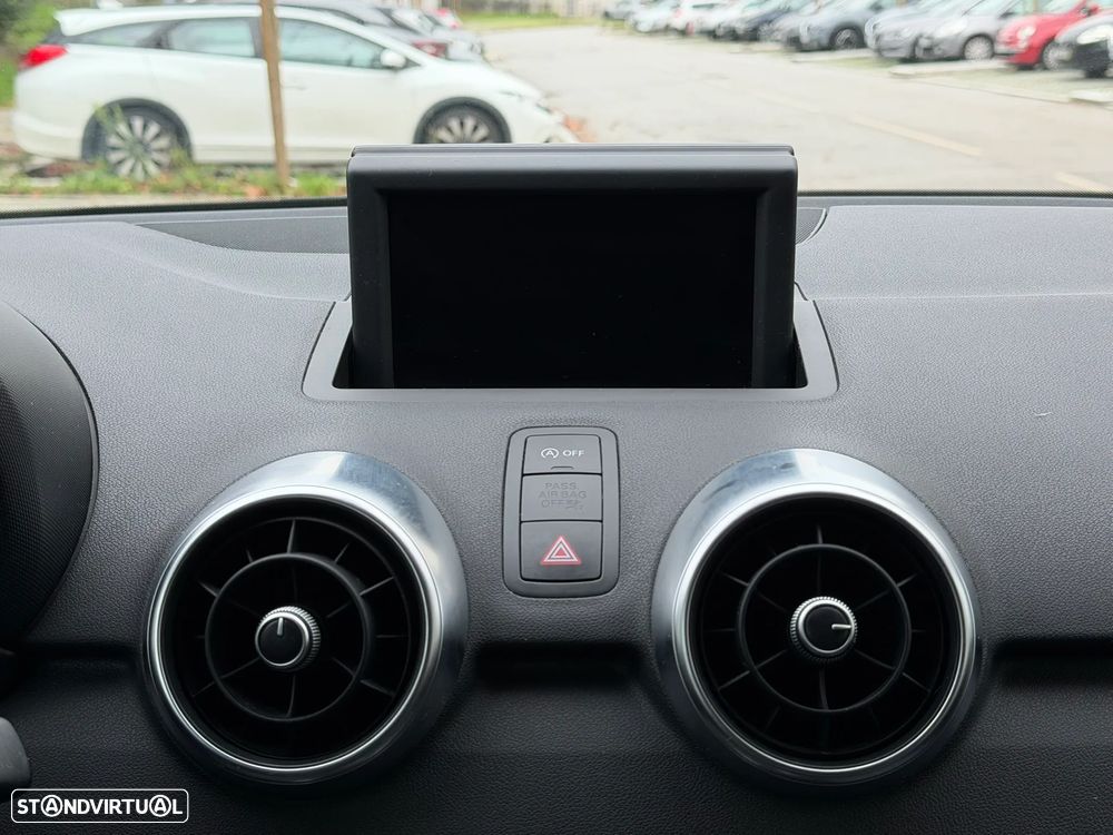 Audi A1 1.4 TFSI admired - 10