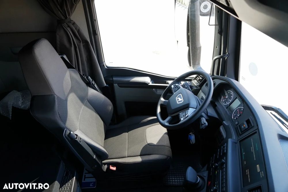 MAN TGX 26.520 / 6x2 / 9.3 M CORTINĂ / ACOPERIȘ RIDICABIL / AXĂ RIDICABILĂ / DIRECȚIE / NOU - 28