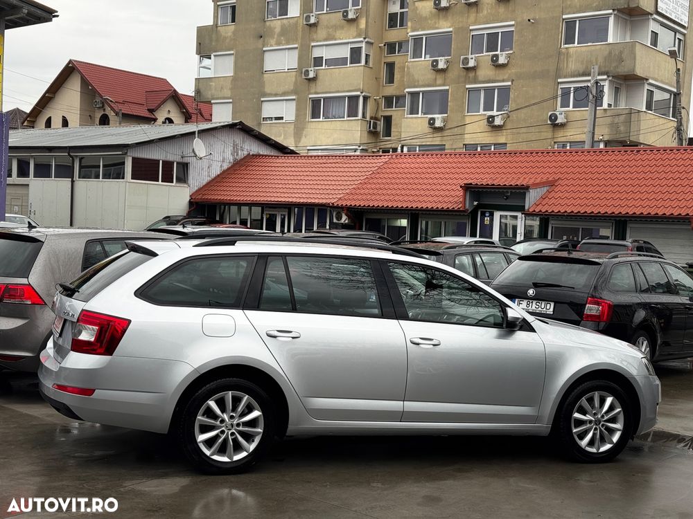Skoda Octavia 2.0 TDI 4X4 DSG Style - 6