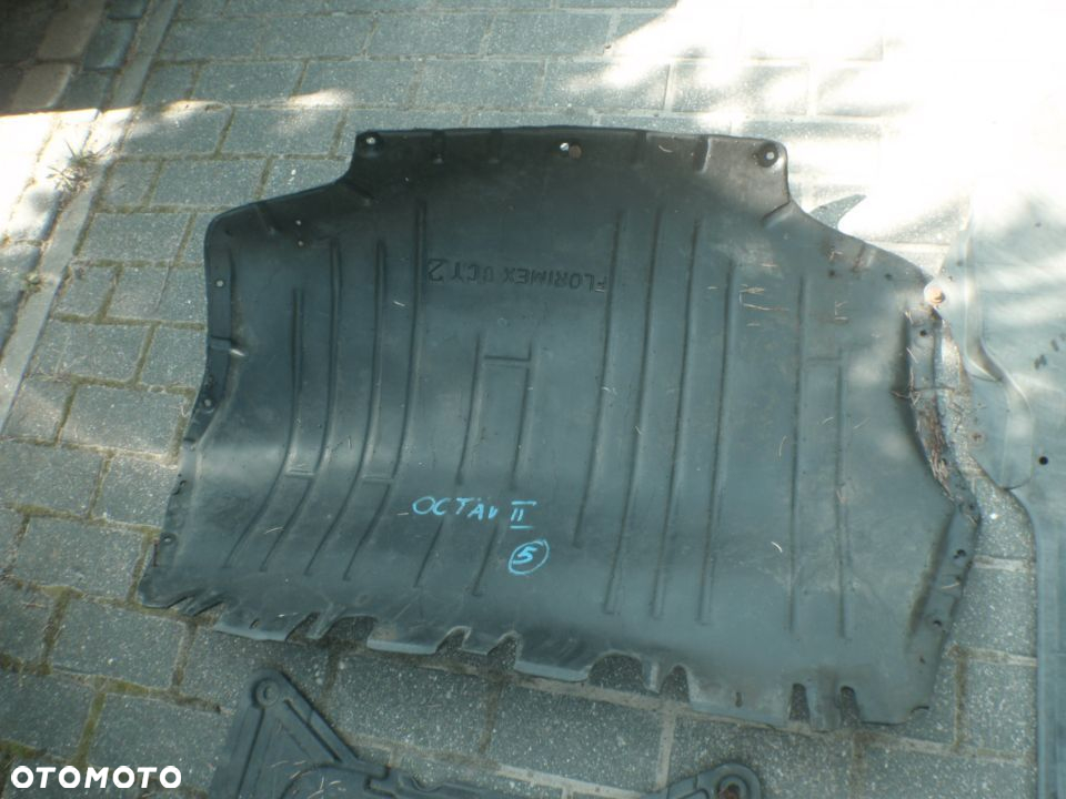 osłona płyta pod silnik vw a6 c5 a4 octavia II  oryginal jak nowa - 2