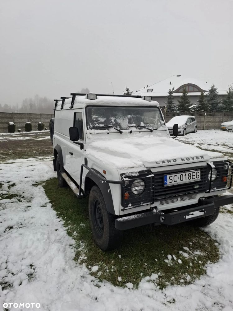 Land Rover Defender 2.4 TD4 E - 9