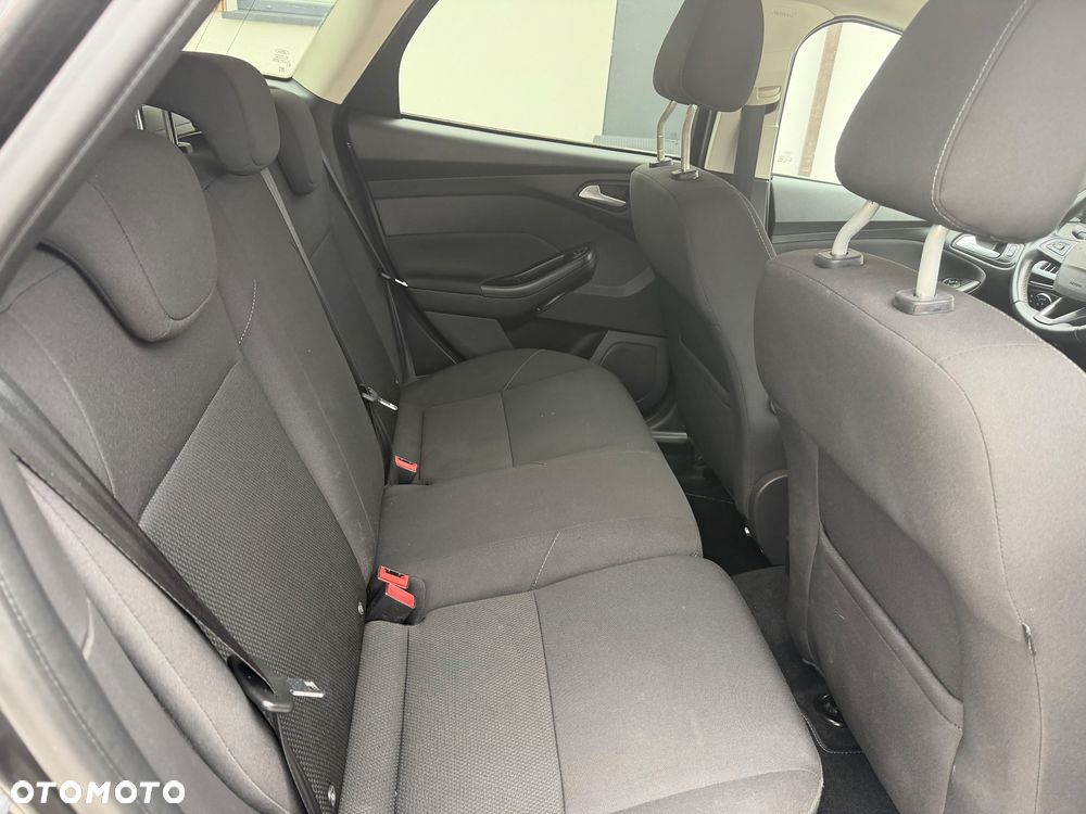 Ford Focus 1.0 EcoBoost Active Business - 19