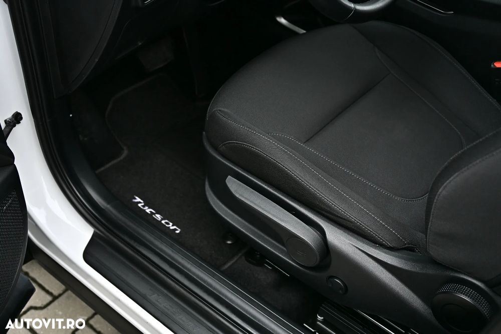 Hyundai Tucson 1.6 CRDi 48V-Hybrid 4WD DCT Select - 33