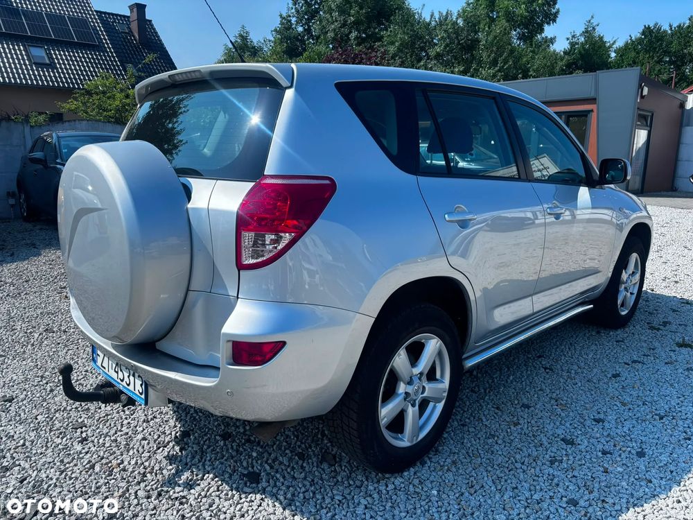Toyota RAV4 2.0 VVT-i Premium - 16