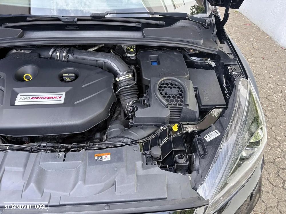Ford Focus 2.3 EcoBoost S&S 4WD RS - 18