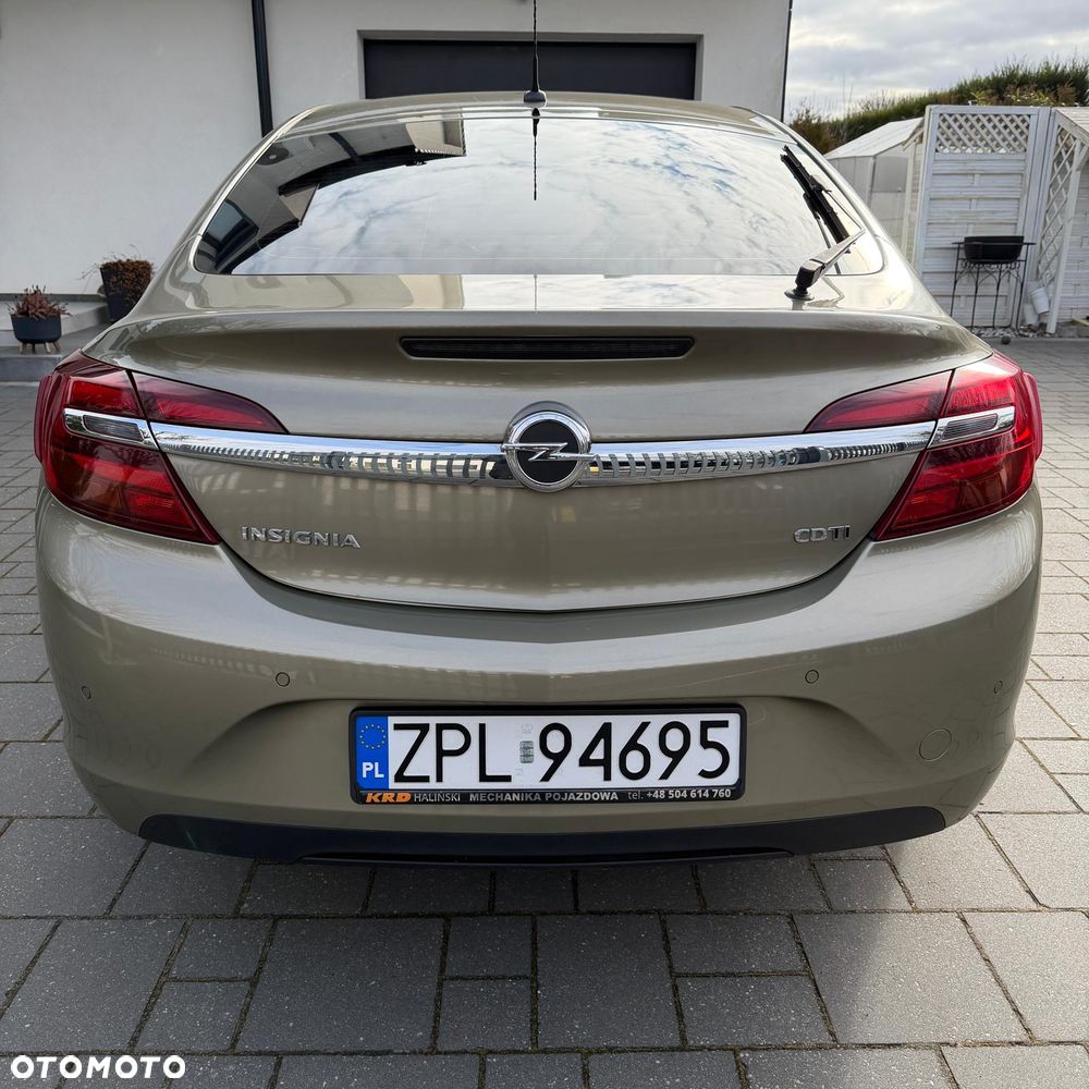 Opel Insignia 2.0 CDTI Executive S&S - 2