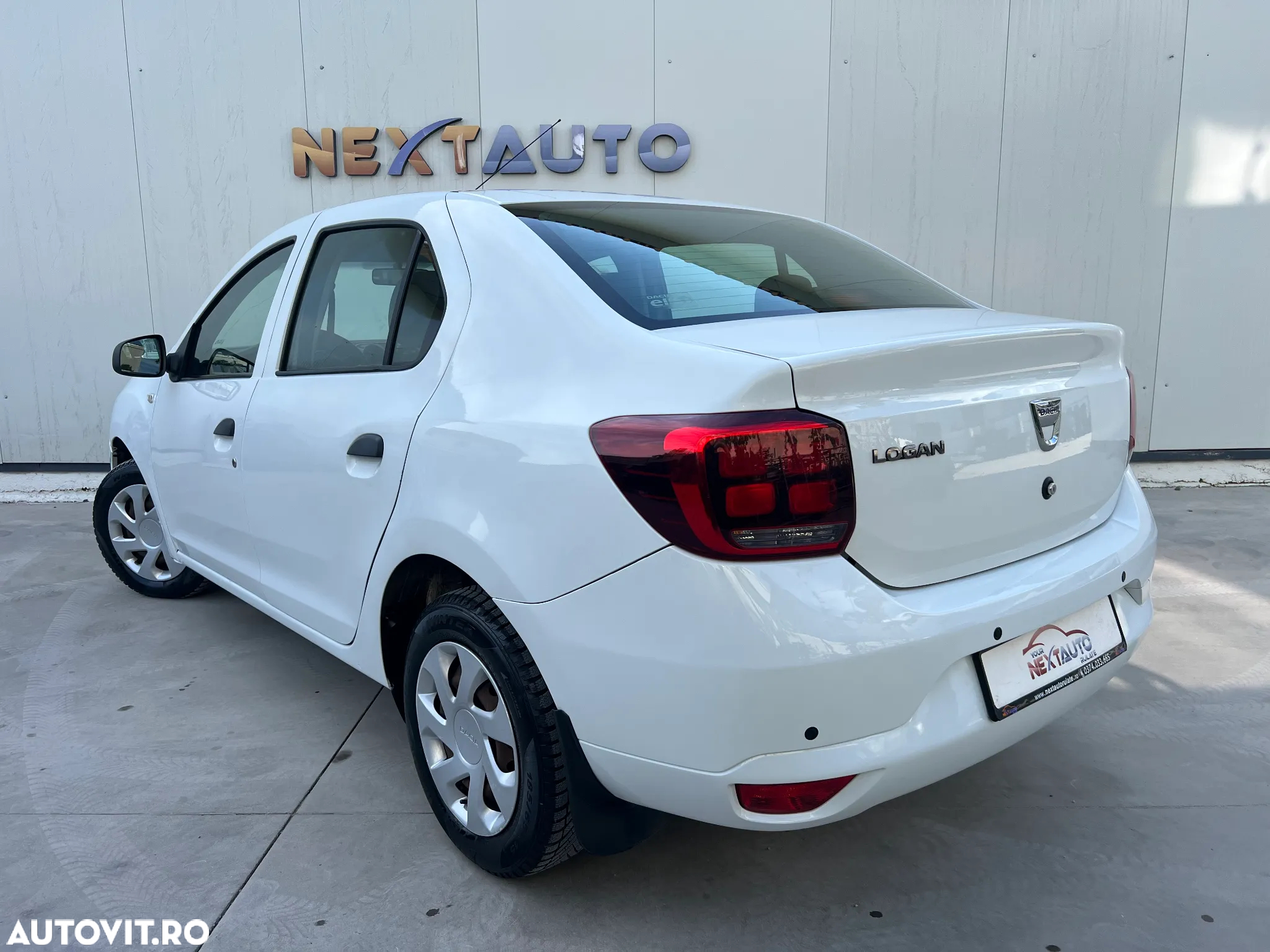 Dacia Logan 1.0 SCe Ambiance - 4