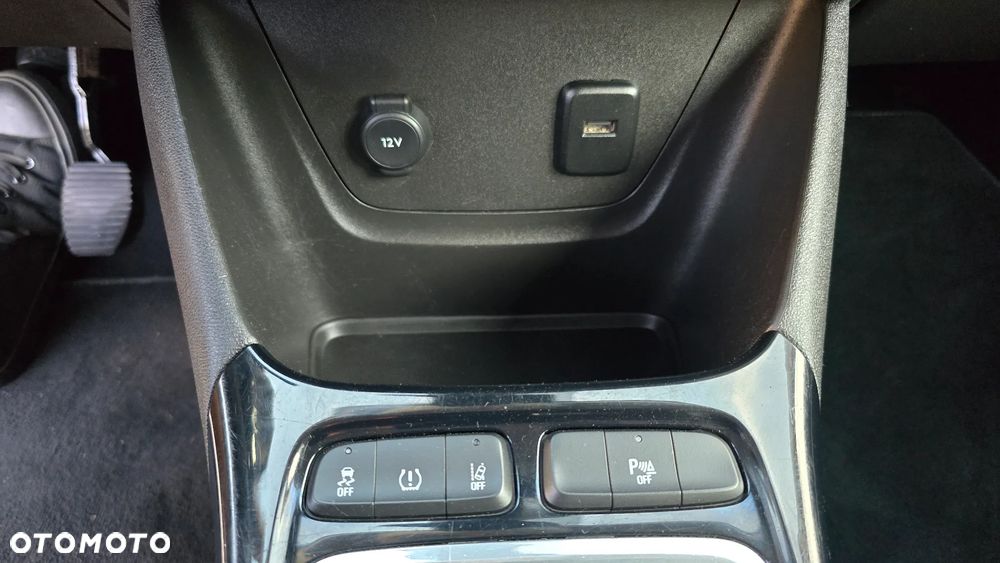 Opel Crossland X - 37