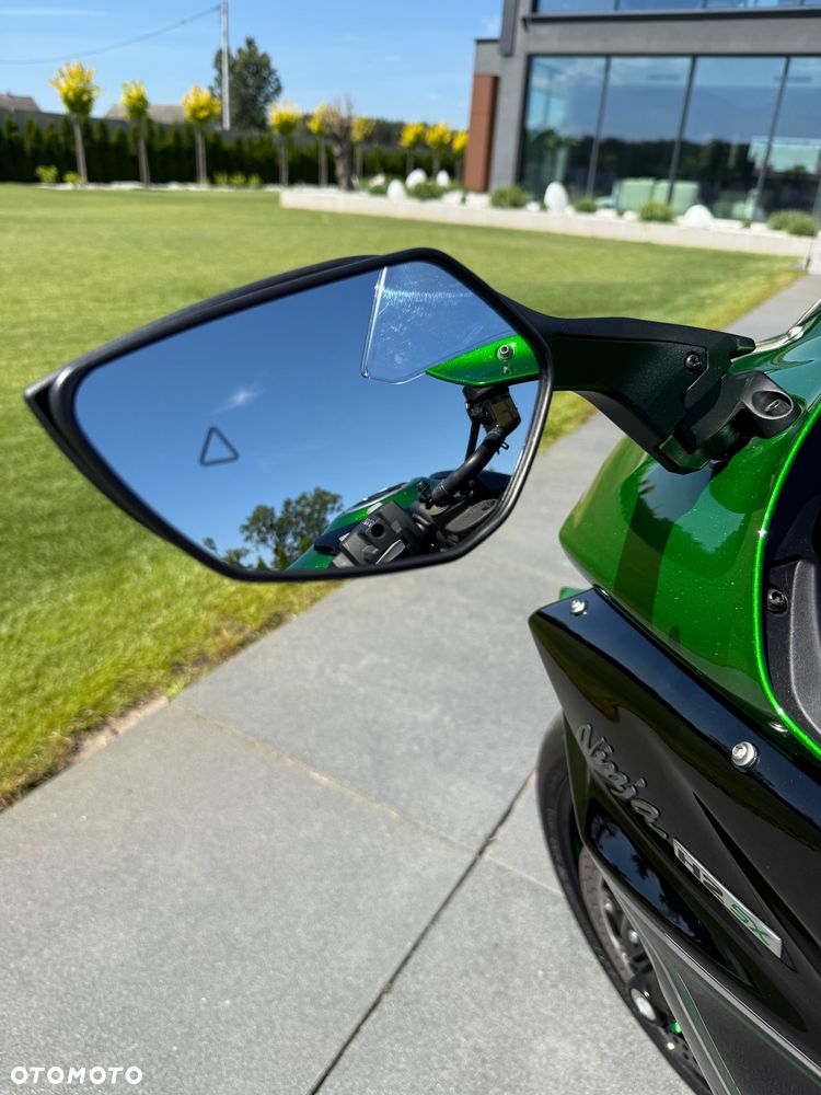 Kawasaki Ninja H2 SX - 27