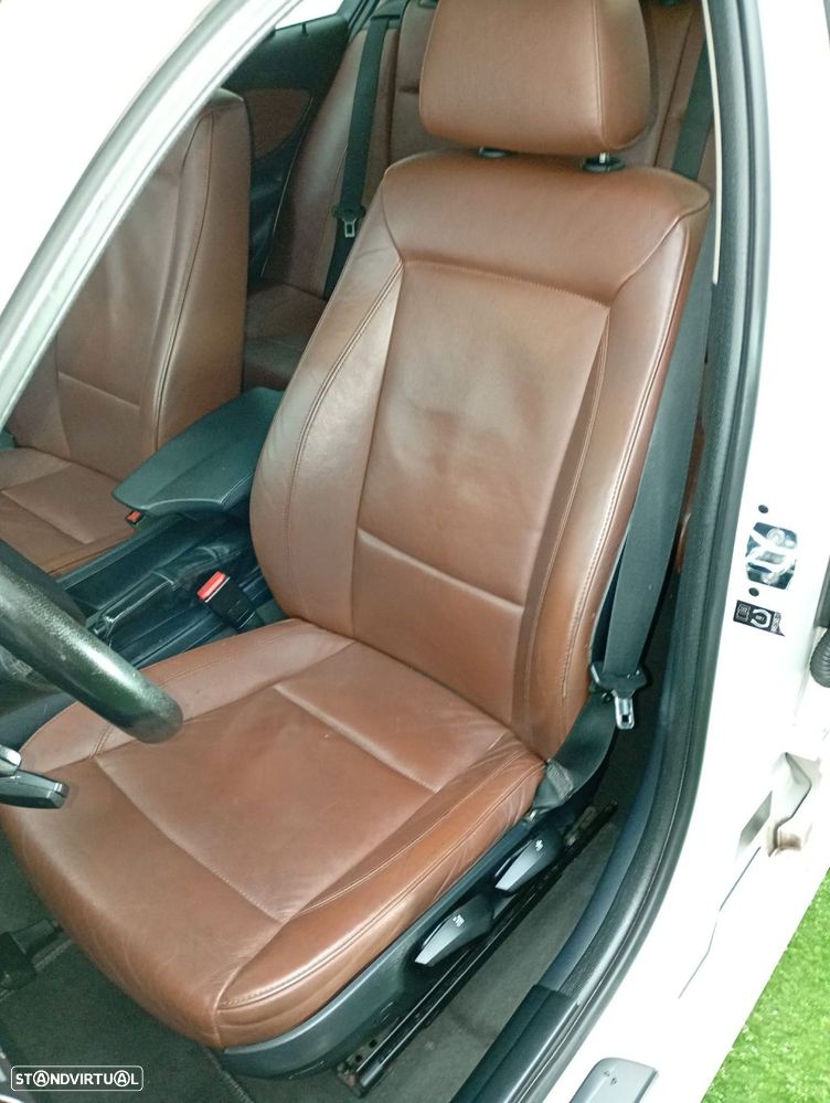 BMW 118 d Line Sport - 16