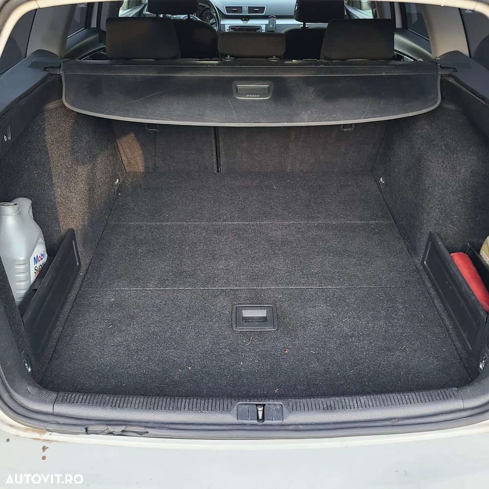 Volkswagen Passat Variant 1.6 TDI BlueMotion Technology Comfortline - 11