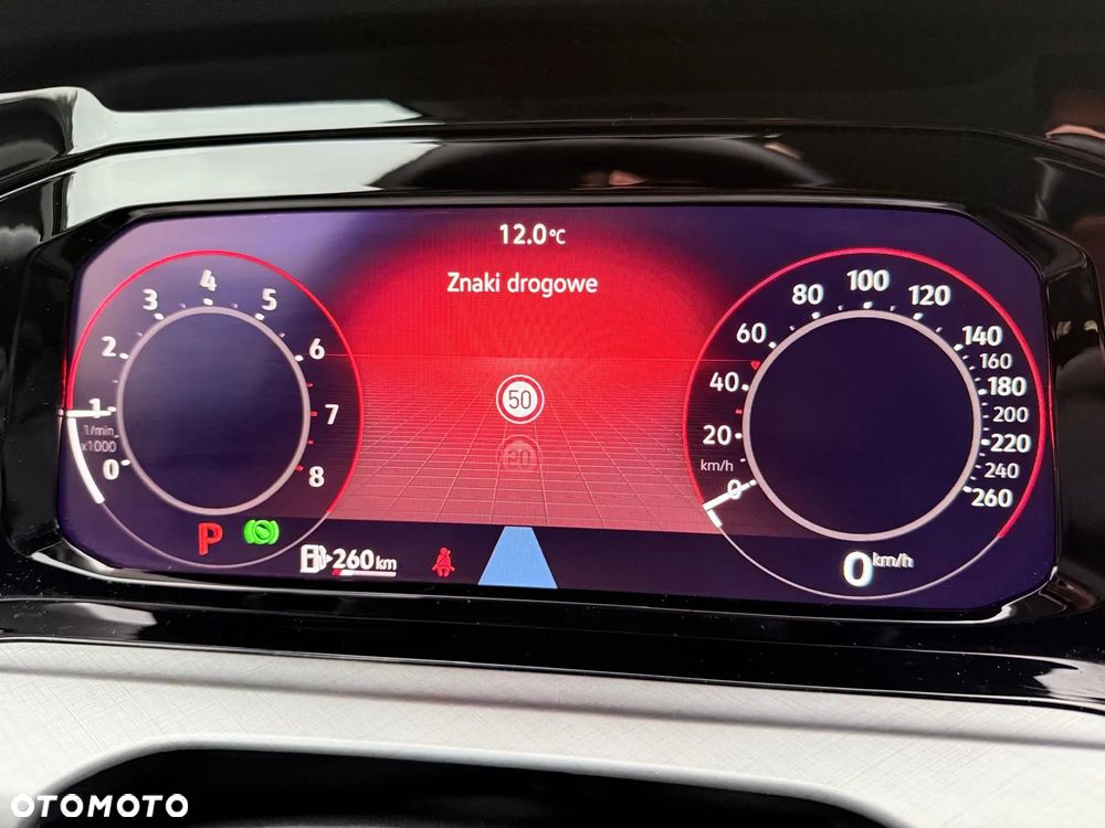 Volkswagen Golf 1.5 eTSI OPF DSG Active - 24
