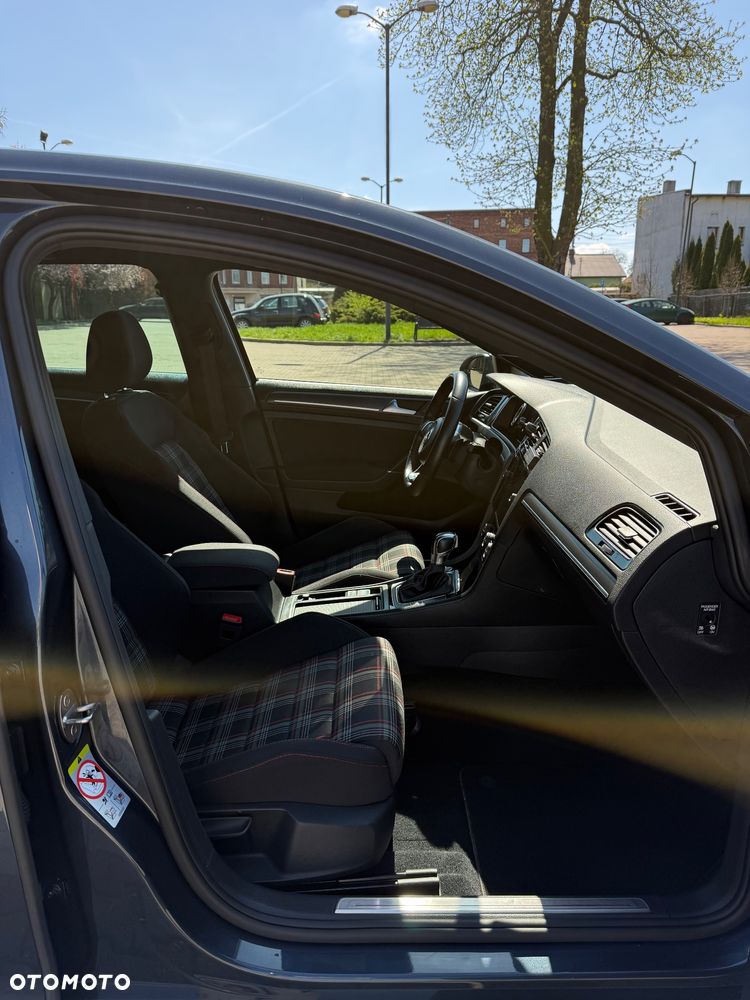 Volkswagen Golf GTI (BlueMotion Technology) DSG - 10