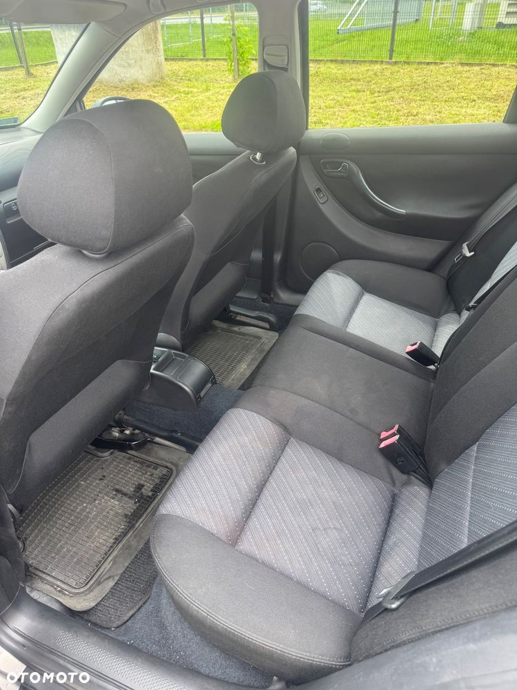Seat Leon 1.9 TDI Spirit - 10