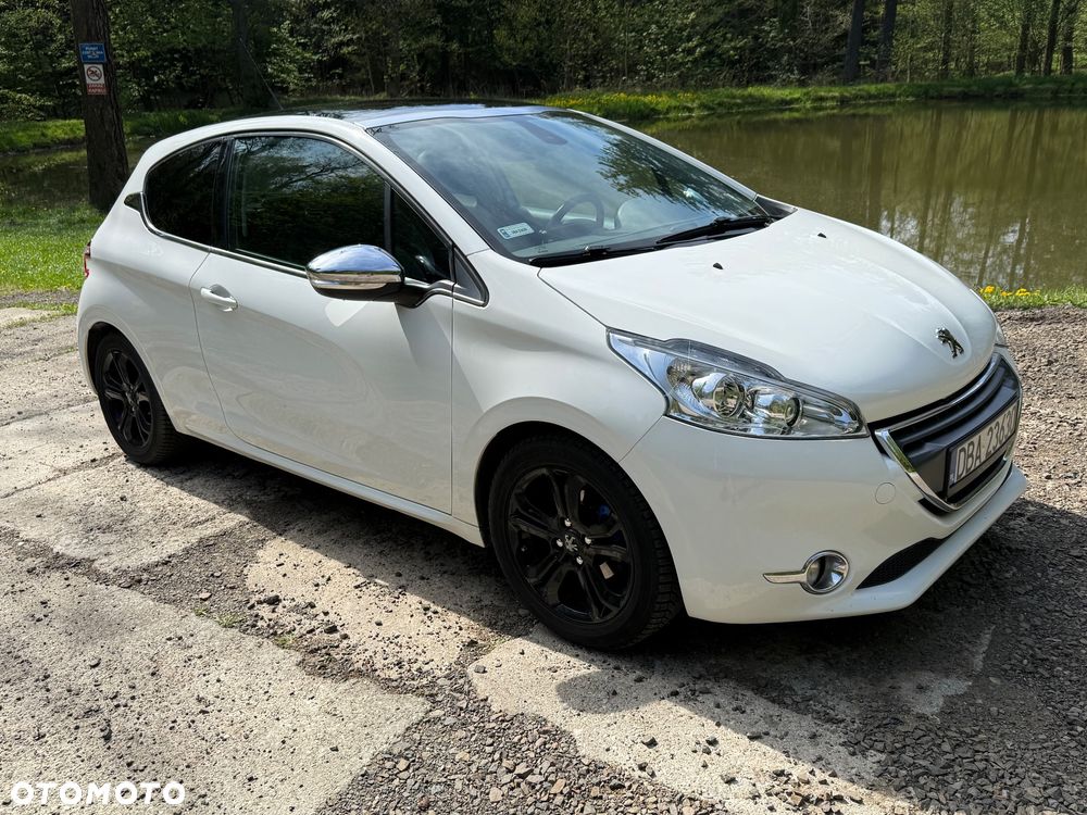 Peugeot 208 - 3