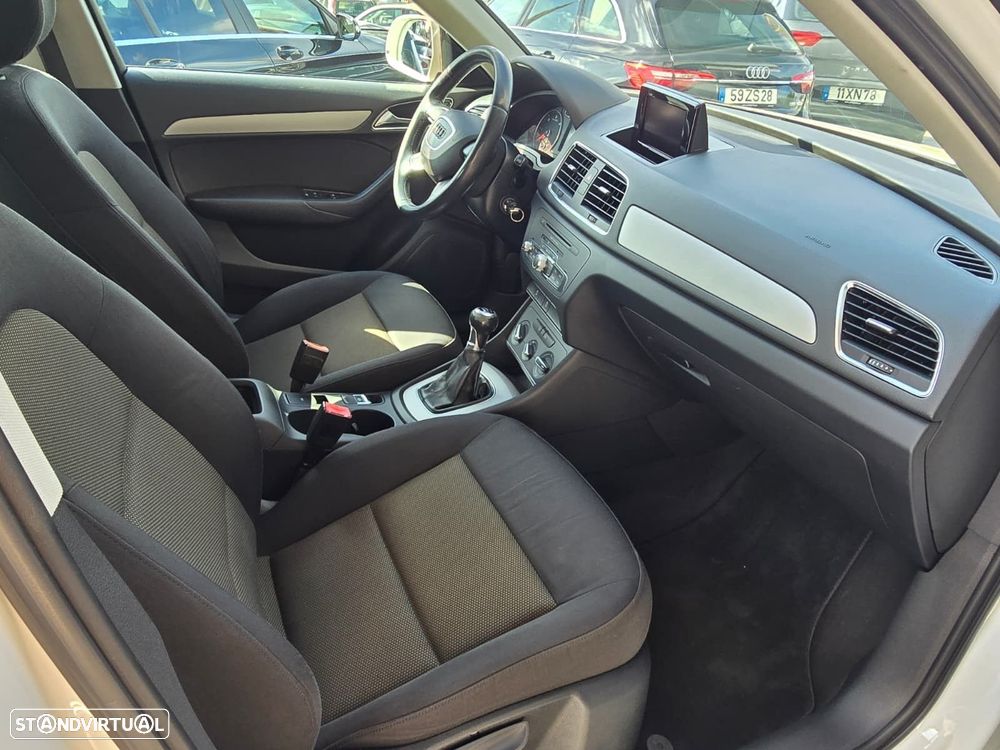 Audi Q3 2.0 TDI Attraction - 16