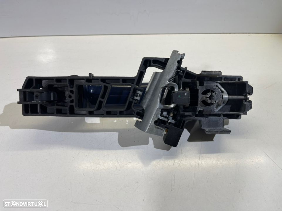 Puxador Porta Fiesta mk6 2016 F.Dto - 2
