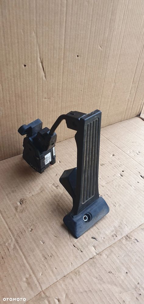 Pedał potencjometr gazu Hyundai ix35 32727-2S000 - 3