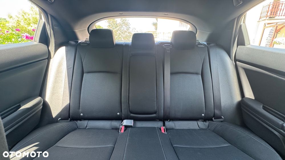 Honda Civic 1.5 i-VTEC Turbo CVT Prestige - 10