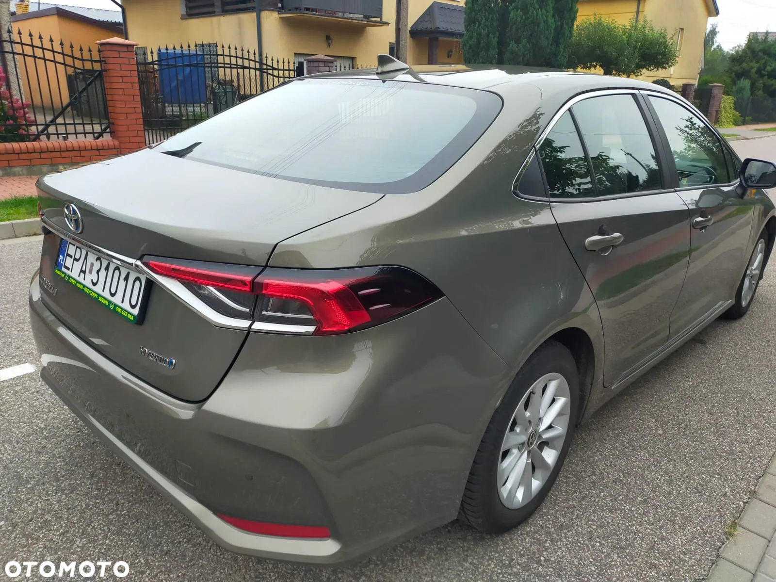 Toyota Corolla - 10