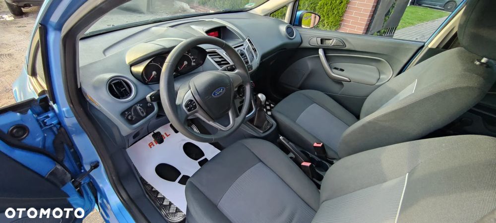 Ford Fiesta 1.25 Ambiente - 6