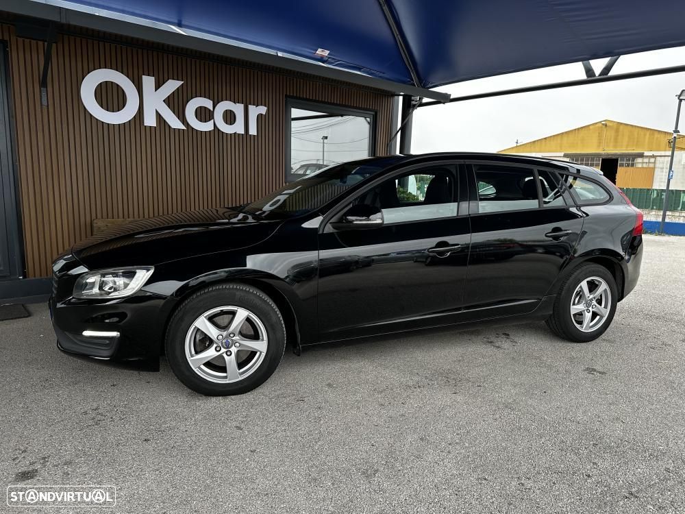 Volvo V60 2.0 D2 Momentum - 15