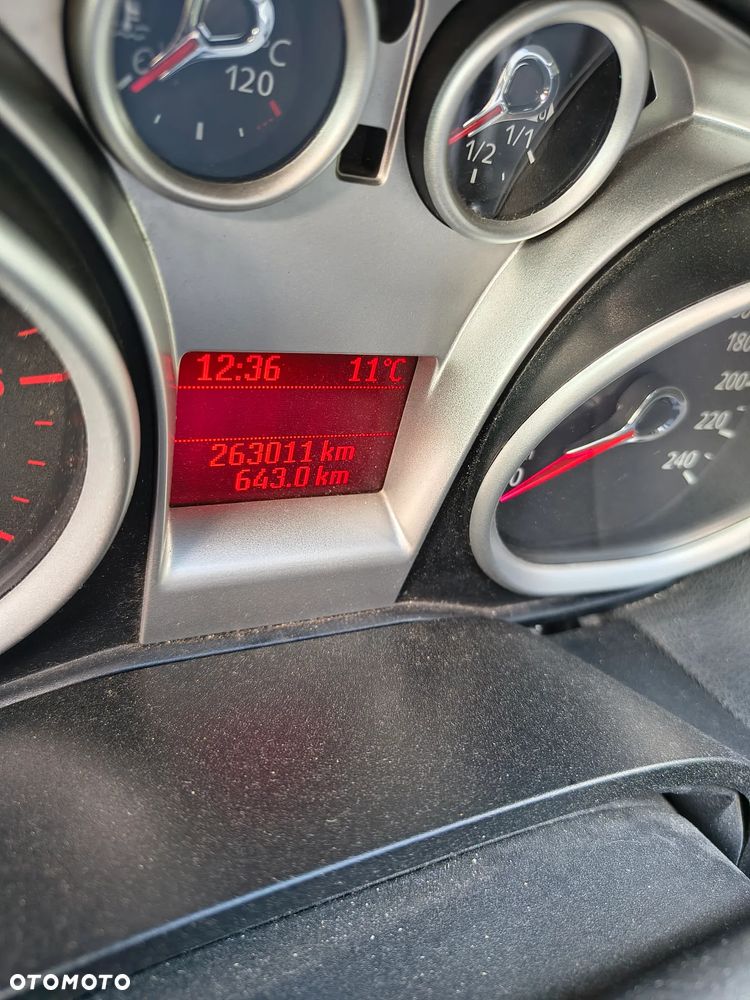 Ford Kuga 2.0 TDCi Trend - 8