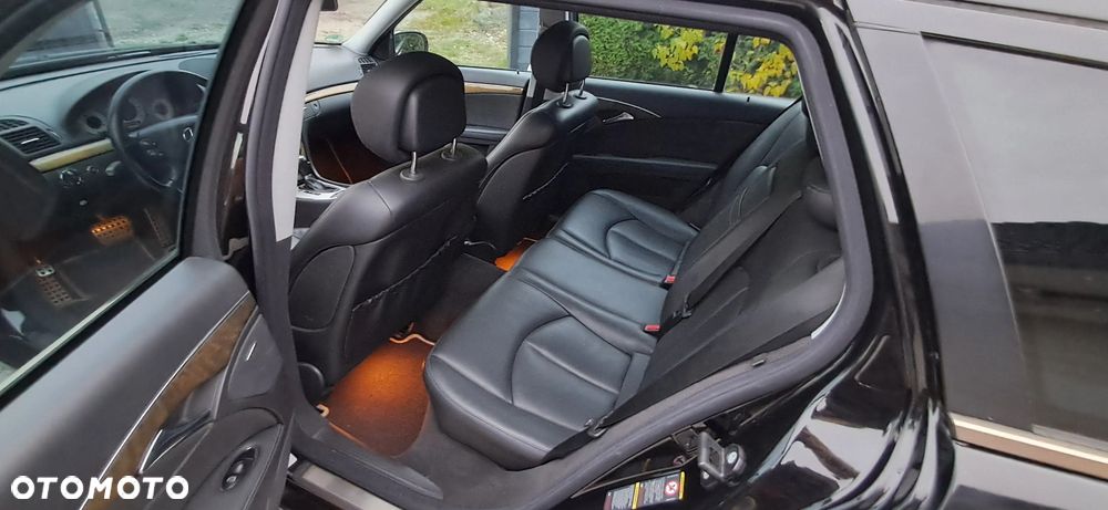 Mercedes-Benz Klasa E 280 4-Matic Avantgarde - 14