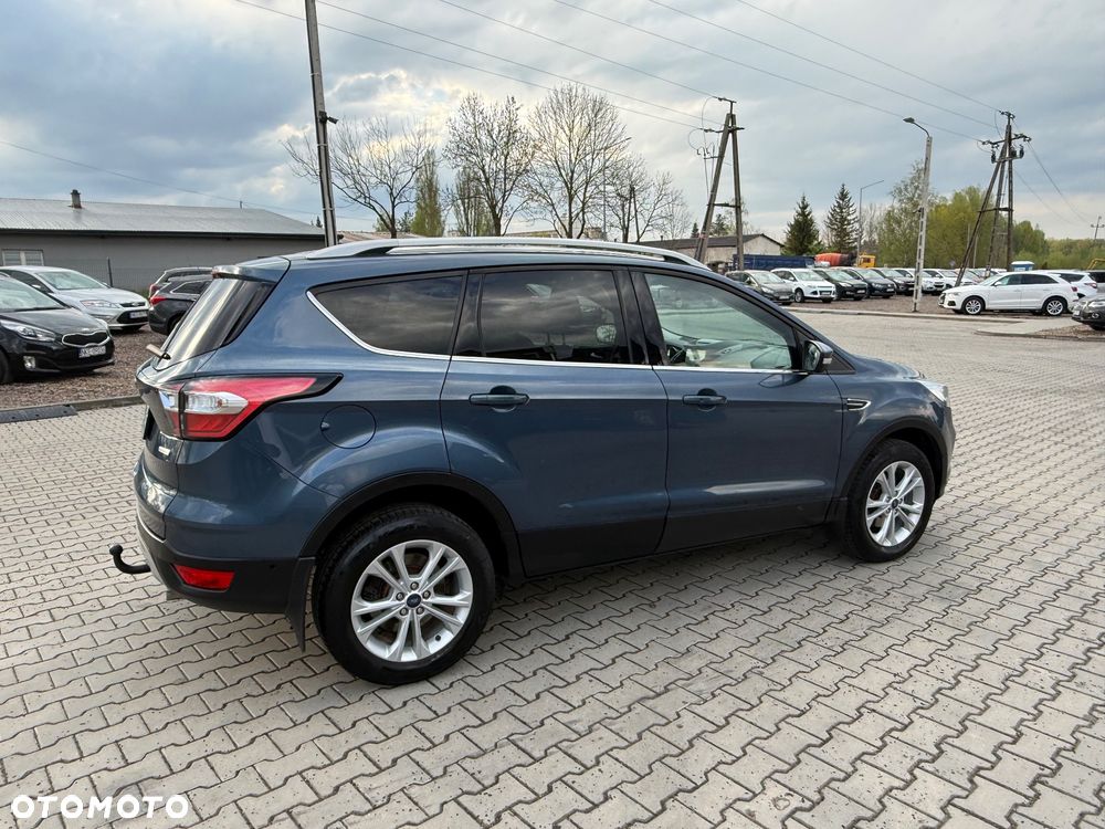 Ford Kuga 1.5 EcoBoost 2x4 Titanium - 12