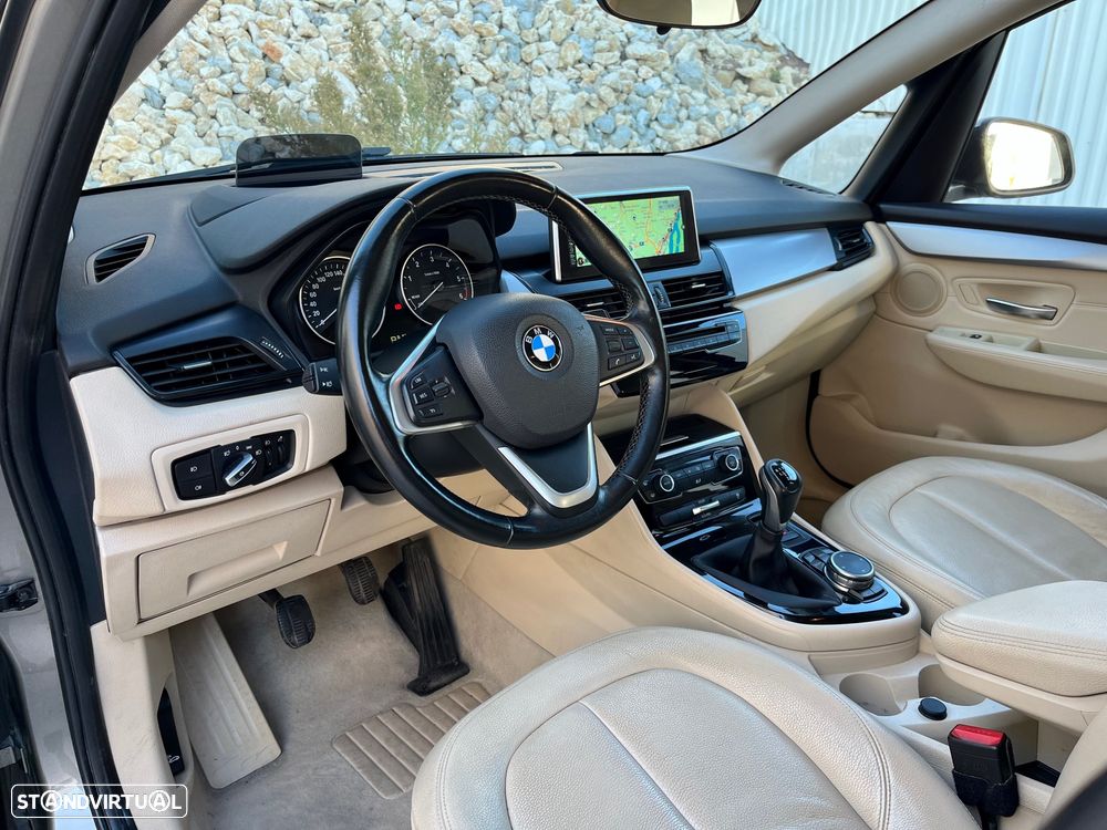 BMW 216 Active Tourer - 28