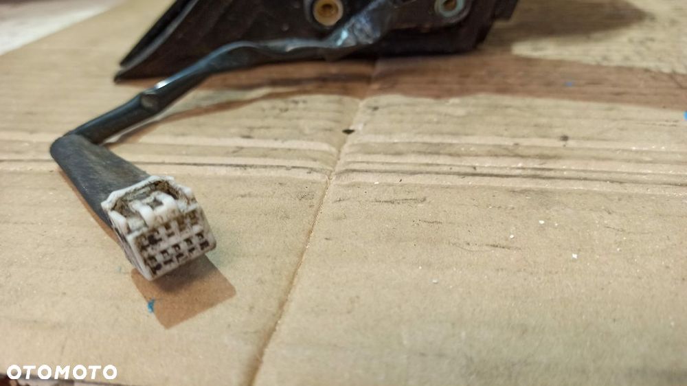 #LUSTERKO PRAWE 7 PIN LEXUS IS200 1G1 SREBRNY - 3