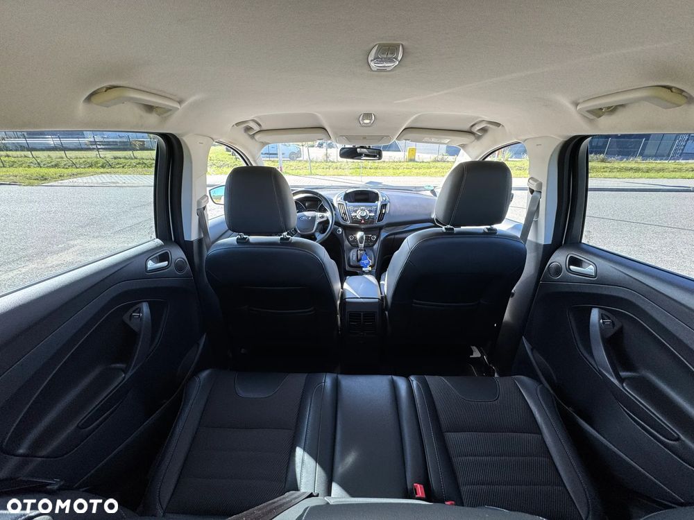 Ford Kuga - 28