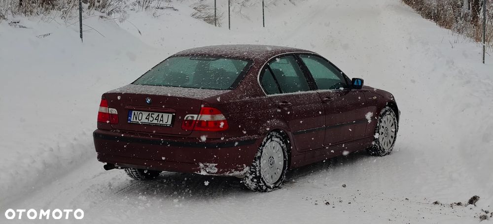 BMW Seria 3 316i Edition Exclusive - 17