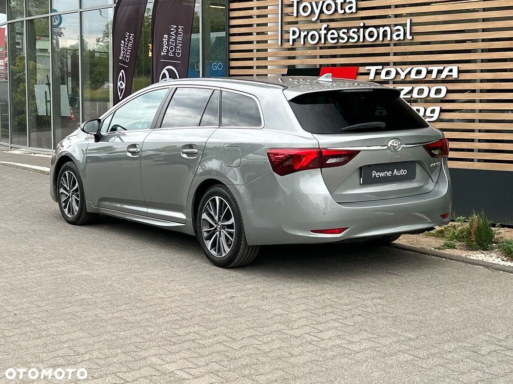 Toyota Avensis - 3