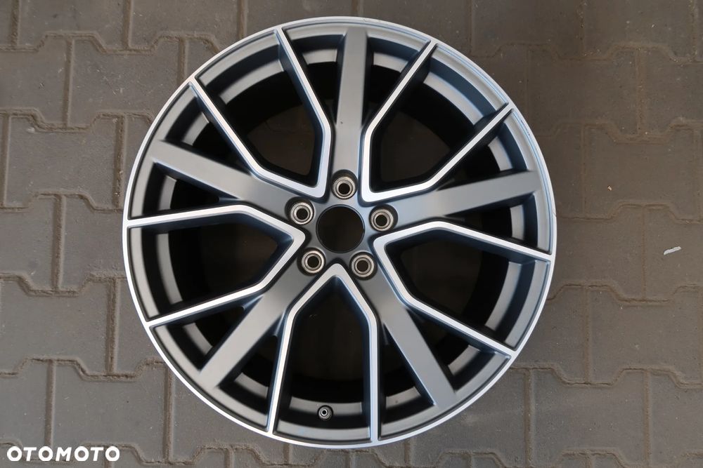 Ad1  Felga Audi 8W0601025DH  8,5x19et40 - 1