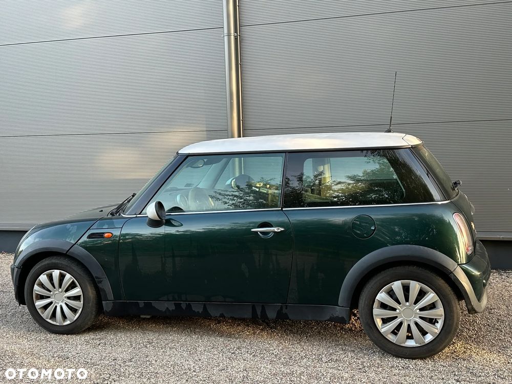 MINI Cooper Standard - 4