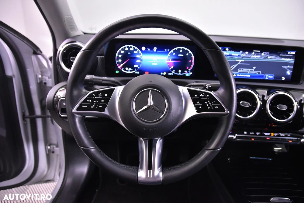 Mercedes-Benz A 200 d Sedan Aut. - 18