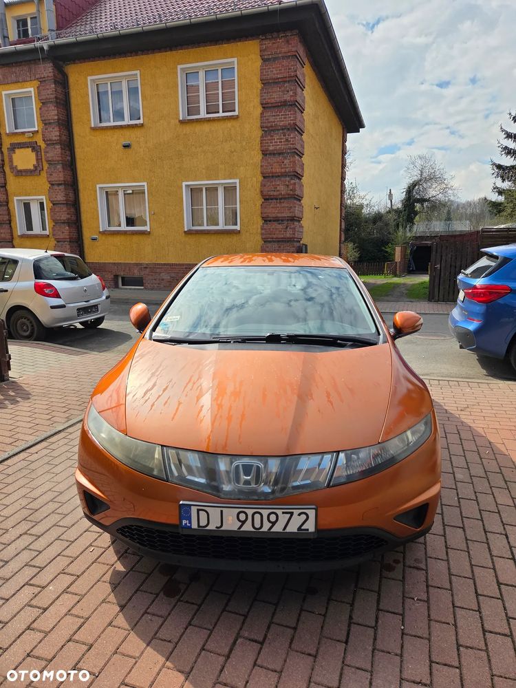 Honda Civic 1.8i-VTEC 50 Jahre Edition - 3